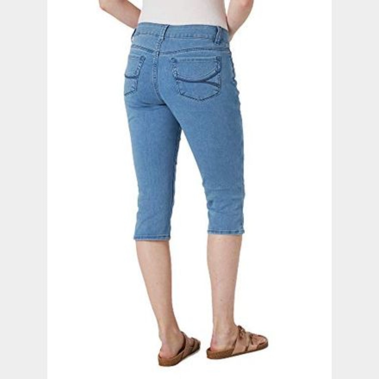 C37 - Riders by Lee Indigo Women's Ultra Soft Denim Capri