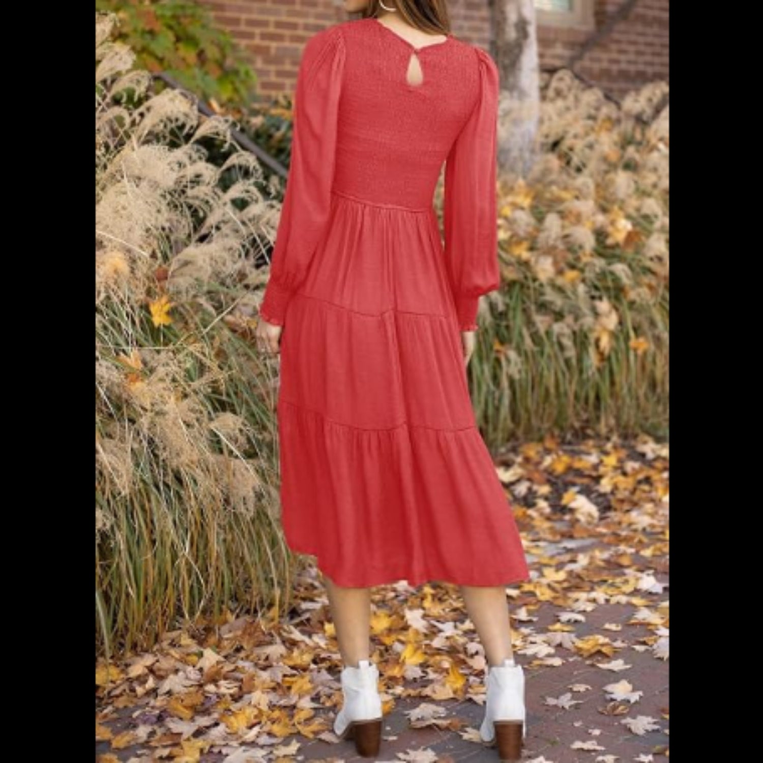 C18 - Women's Casual Long Sleeve Dress Crew Neck Smocked Flowy Tiered A-Line Pleated Midi Dress