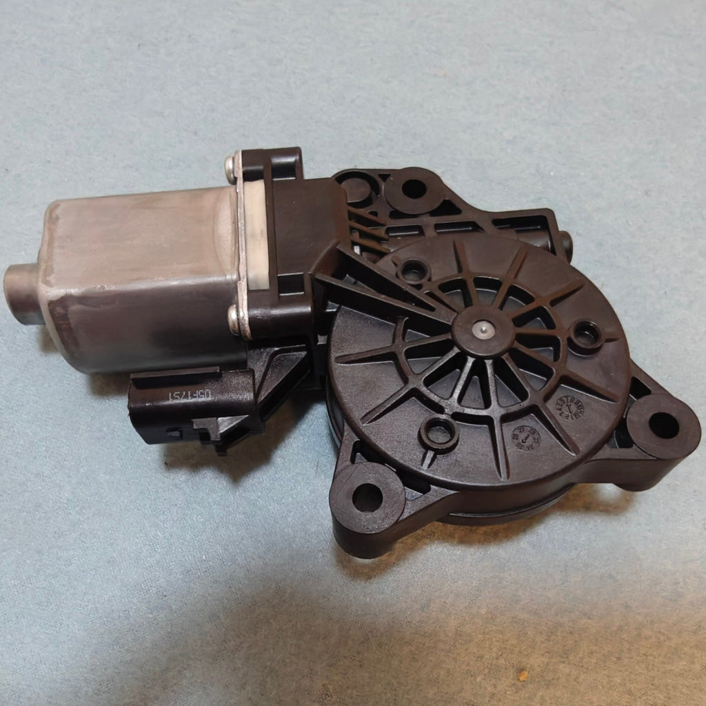 A122 - GM Genuine Parts Front Driver Side Window Regulator (Programming Required)