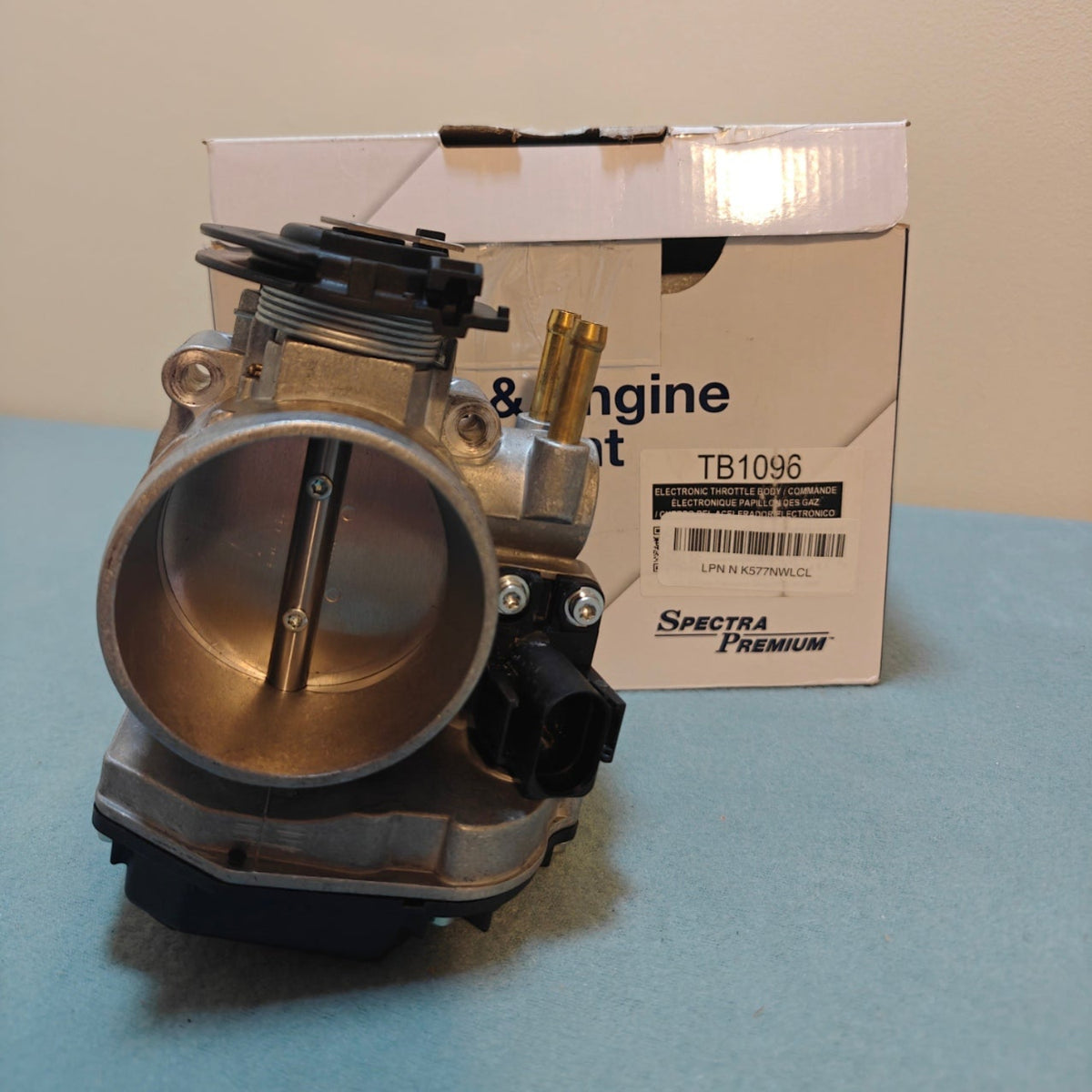 A123 - Spectra Premium TB1096 Fuel Injection Throttle Body Assembly