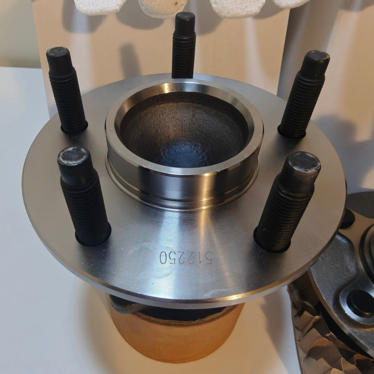 A54 - Autoround (Pair) 512250 Rear Wheel Hub and Bearing Assembly