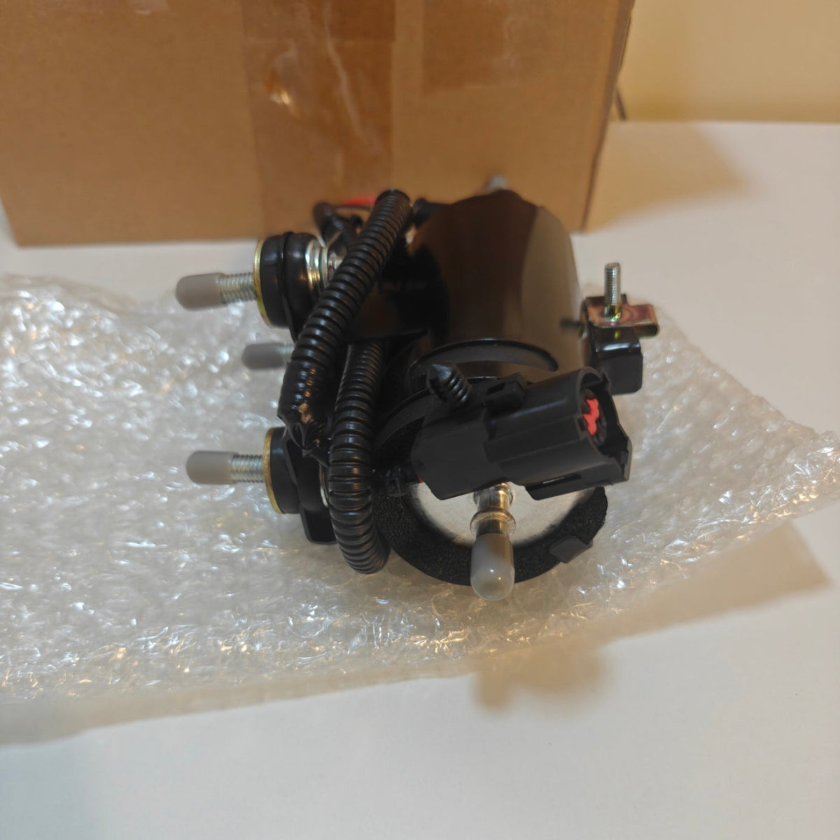 A66 - Munirater Electric Fuel Pump Replacement for E-350 E-450 E-550 F-250 F-350 F-450 F-550