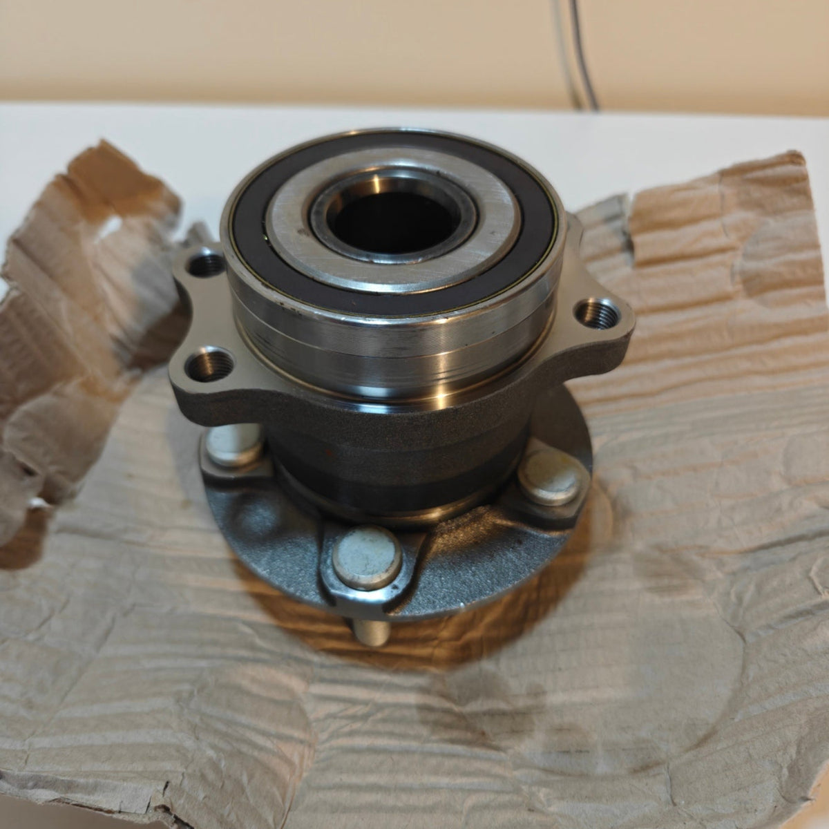 A70 - 512518 Rear Wheel Bearing and Hub Assembly Compatible with Subaru