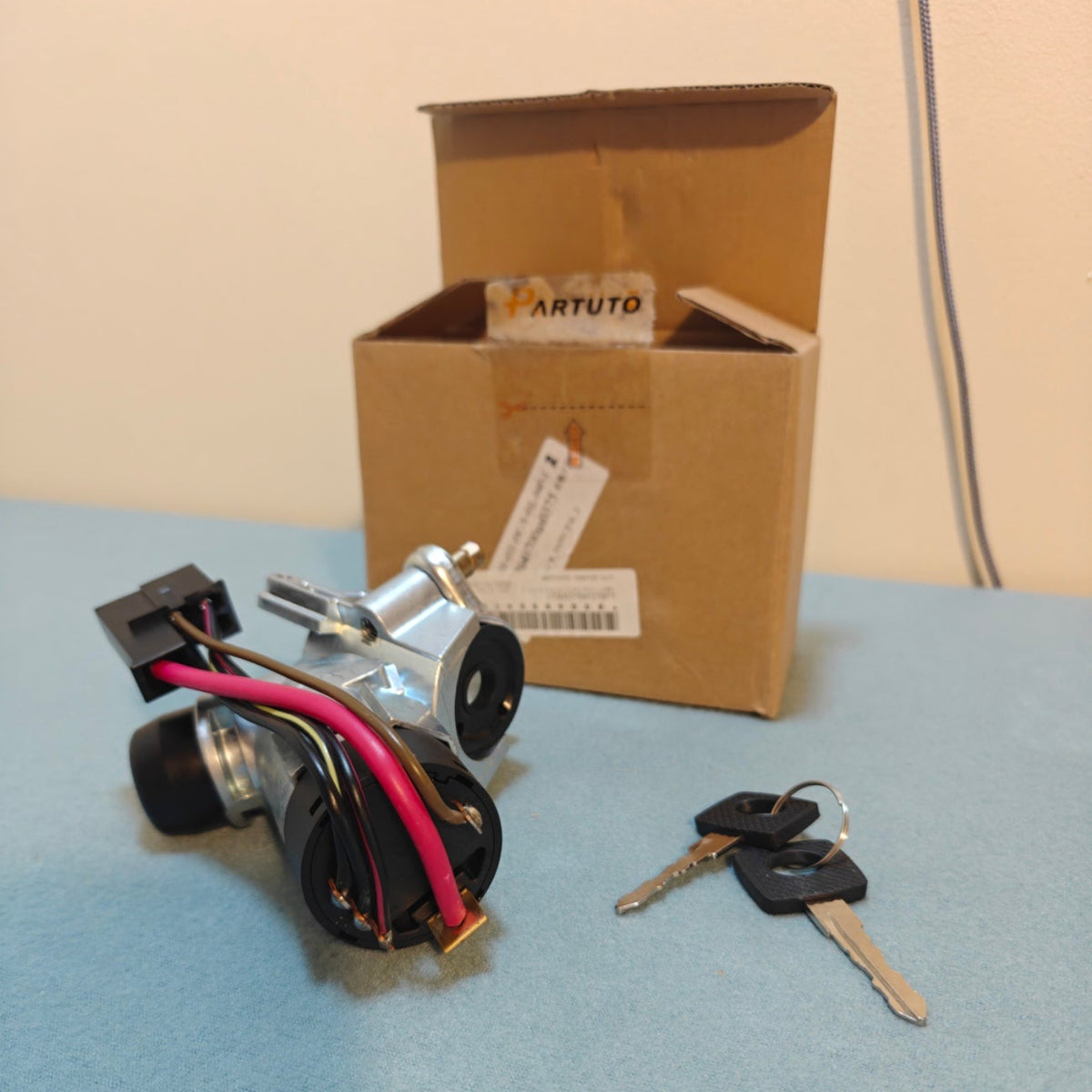 A80 - Partuto Ignition Switch Lock Cylinder Assembly for Mercedes Sprinter 95-06