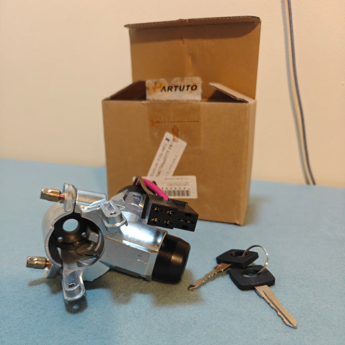 A80 - Partuto Ignition Switch Lock Cylinder Assembly for Mercedes Sprinter 95-06