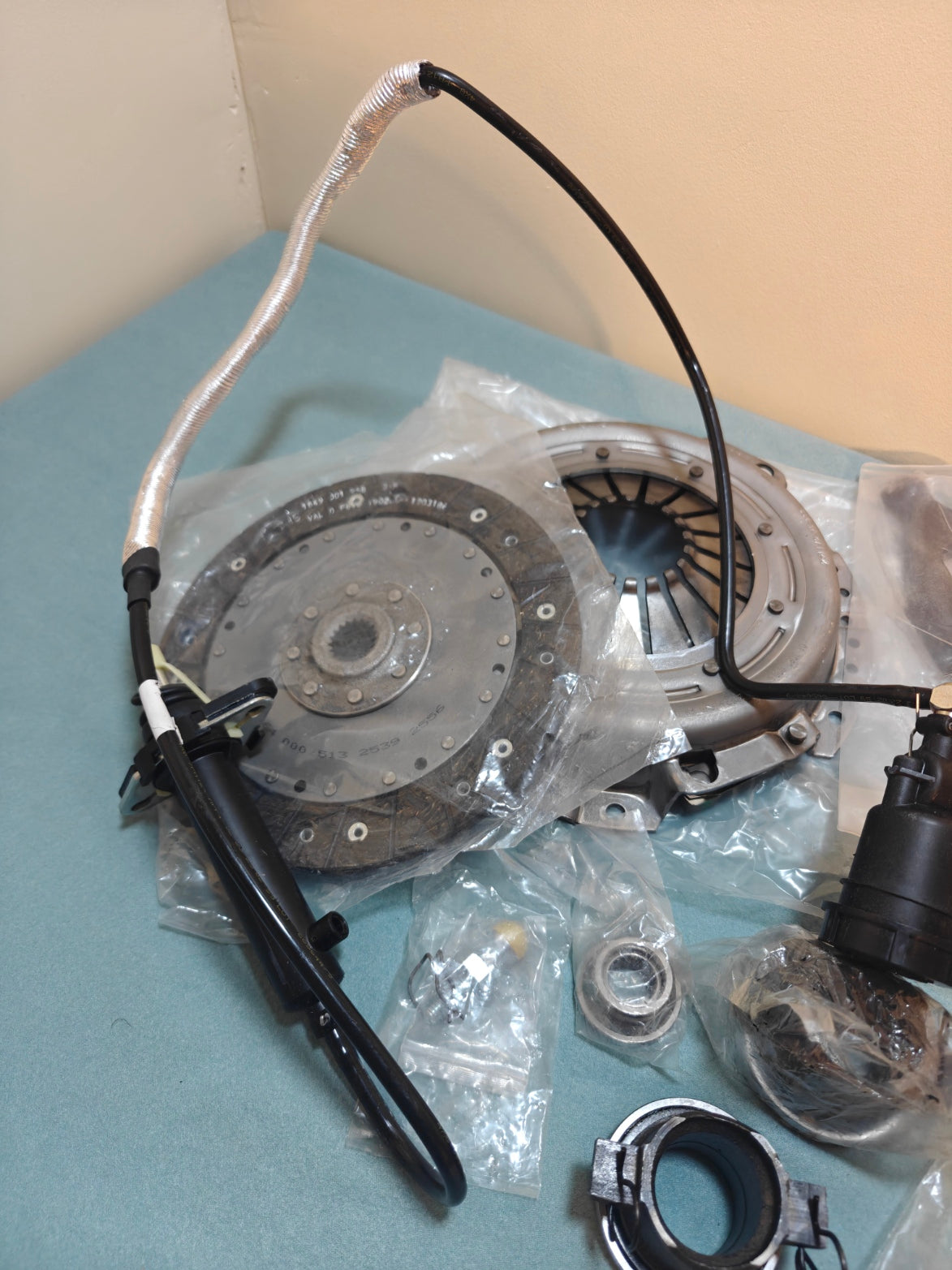 A95 - Crown Automotive CMK14 Clutch KIT for Jeep Wrangler 2003-2004