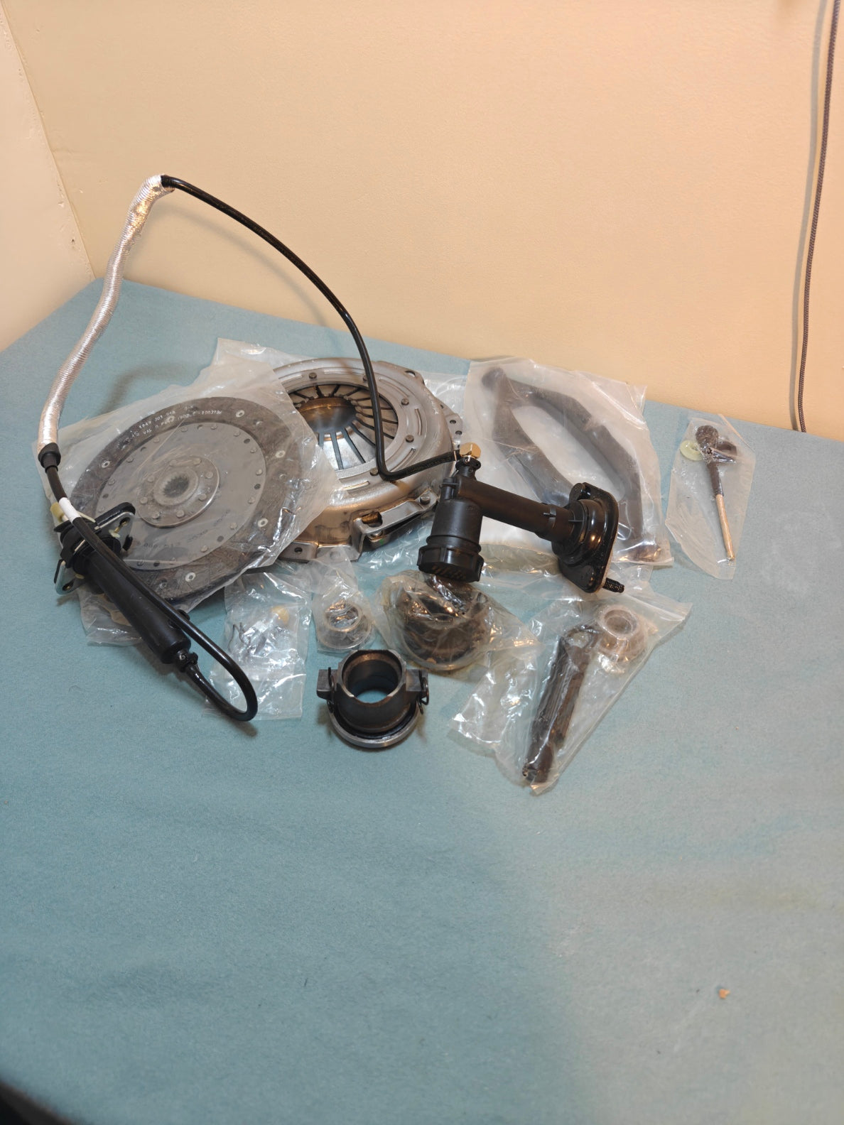 A95 - Crown Automotive CMK14 Clutch KIT for Jeep Wrangler 2003-2004