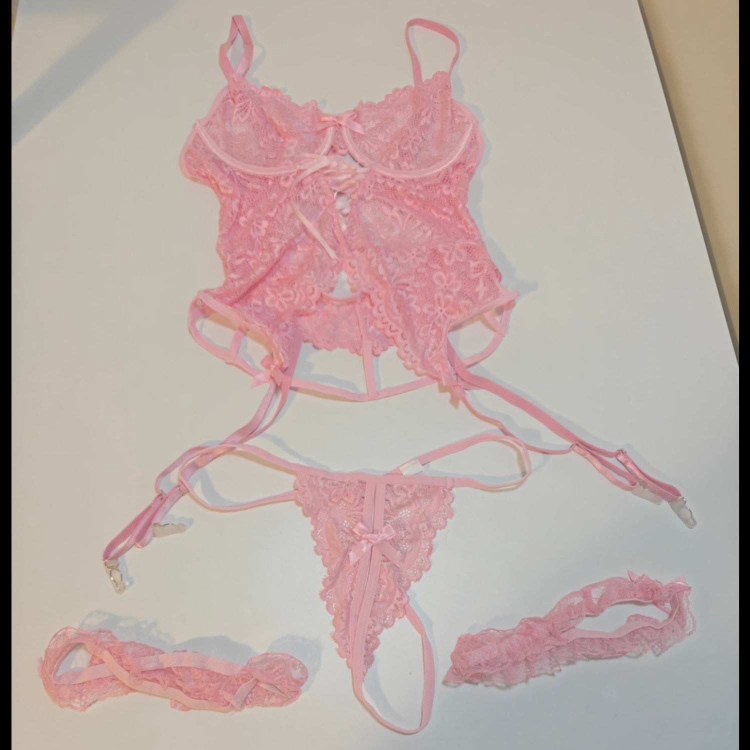 C33 - Floral Lace Underwire Garter Corset Lingerie Set With 1pair Leg Ring