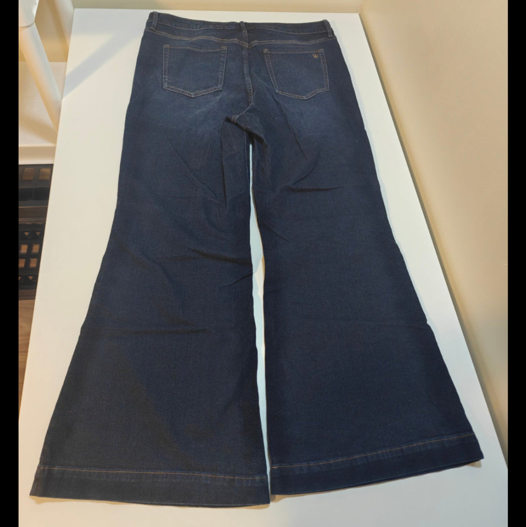 C42 - Jessica Simpson Women's True Love Trouser Wide Leg Jeans