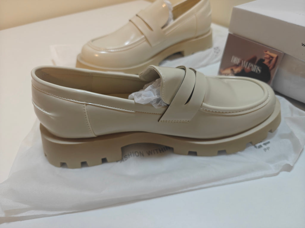 C58 - DREAM PAIRS Women's Platform Loafers Lug Sole Slip On Chunky Penny Loafers Business Casual Shoes for Women Dressy and Work
