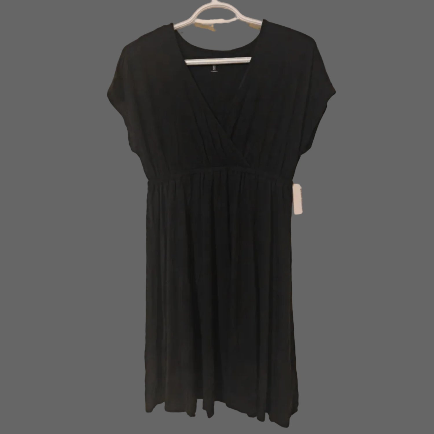 C64 - Amazon Essentials women's Surplice Dress