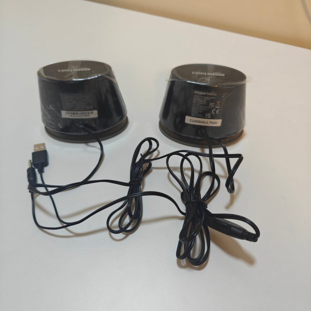 H14 - Amazon Basics Stereo 2.0 Speakers for PC or Laptop, 3.5mm Aux input, USB-Powered, 1 Pair