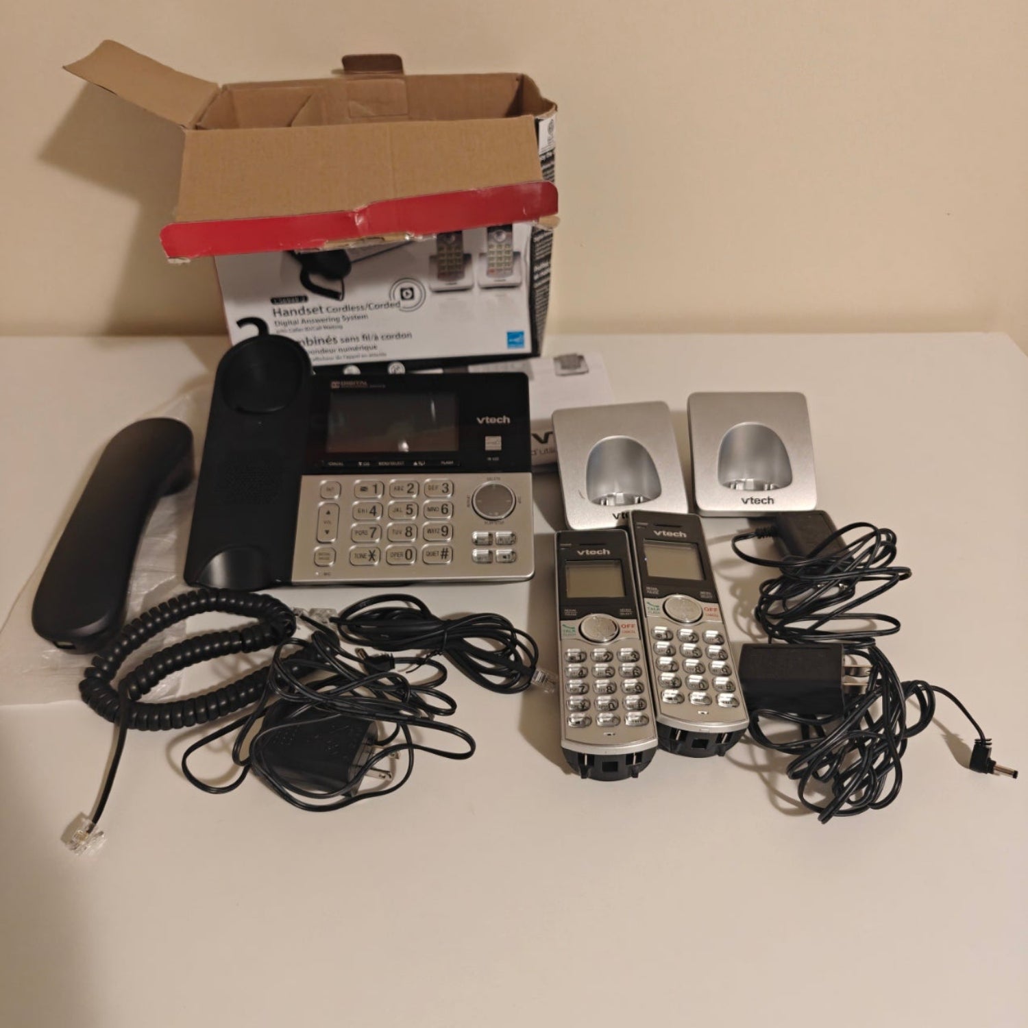 H3 - VTech CS6949-2 DECT 6.0 Corded/2-Cordless Telephone System, Black/Silver