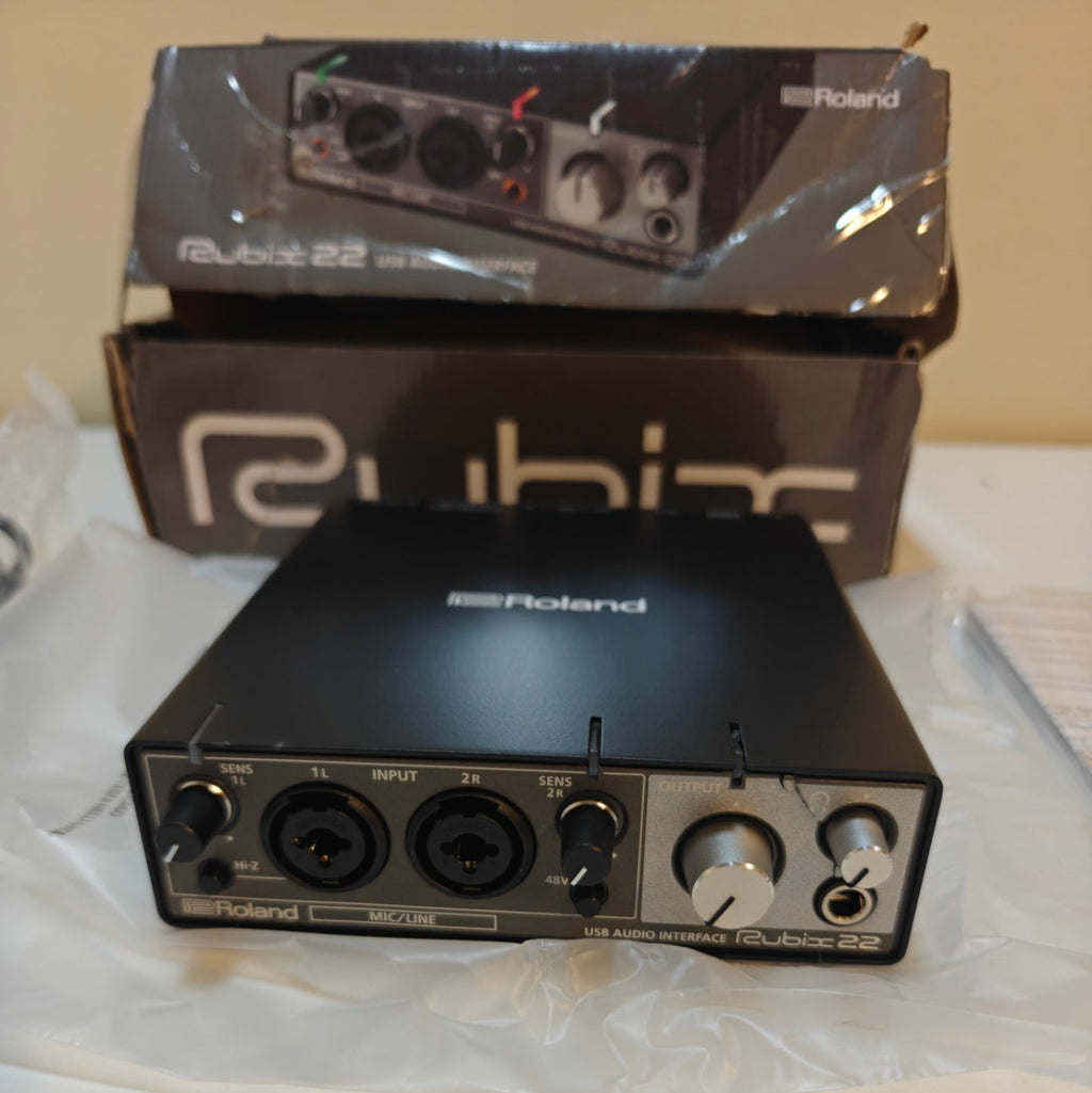 E2 - Roland Rubix22 USB Audio Interface, 2-In/2-Out