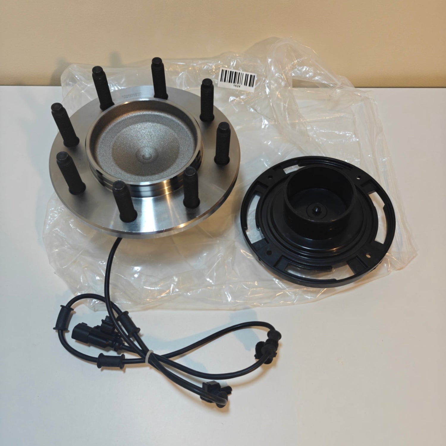 C16 - AUTOROUND FRONT WHEEL HUB HB15114-C (515114)