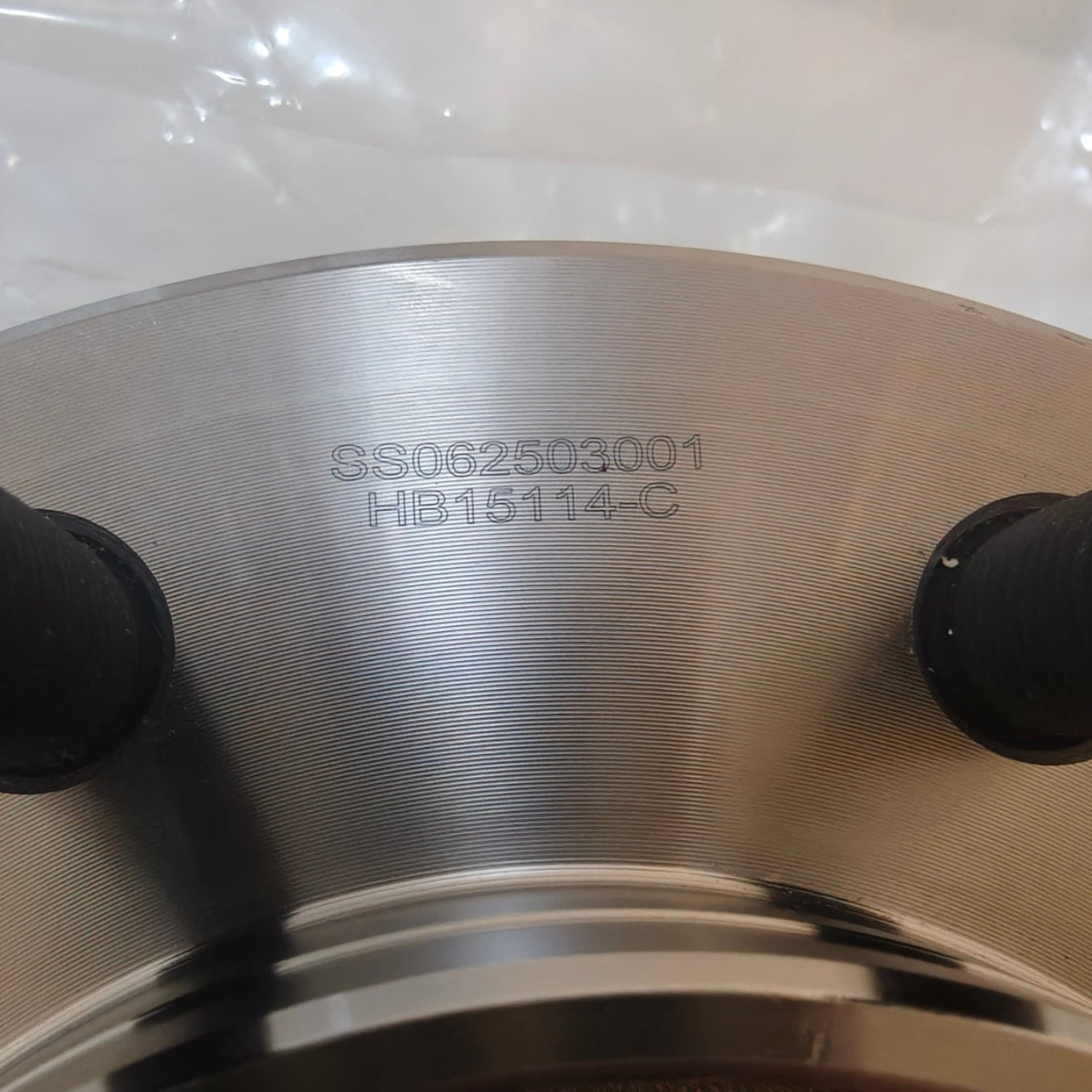 C16 - AUTOROUND FRONT WHEEL HUB HB15114-C (515114)