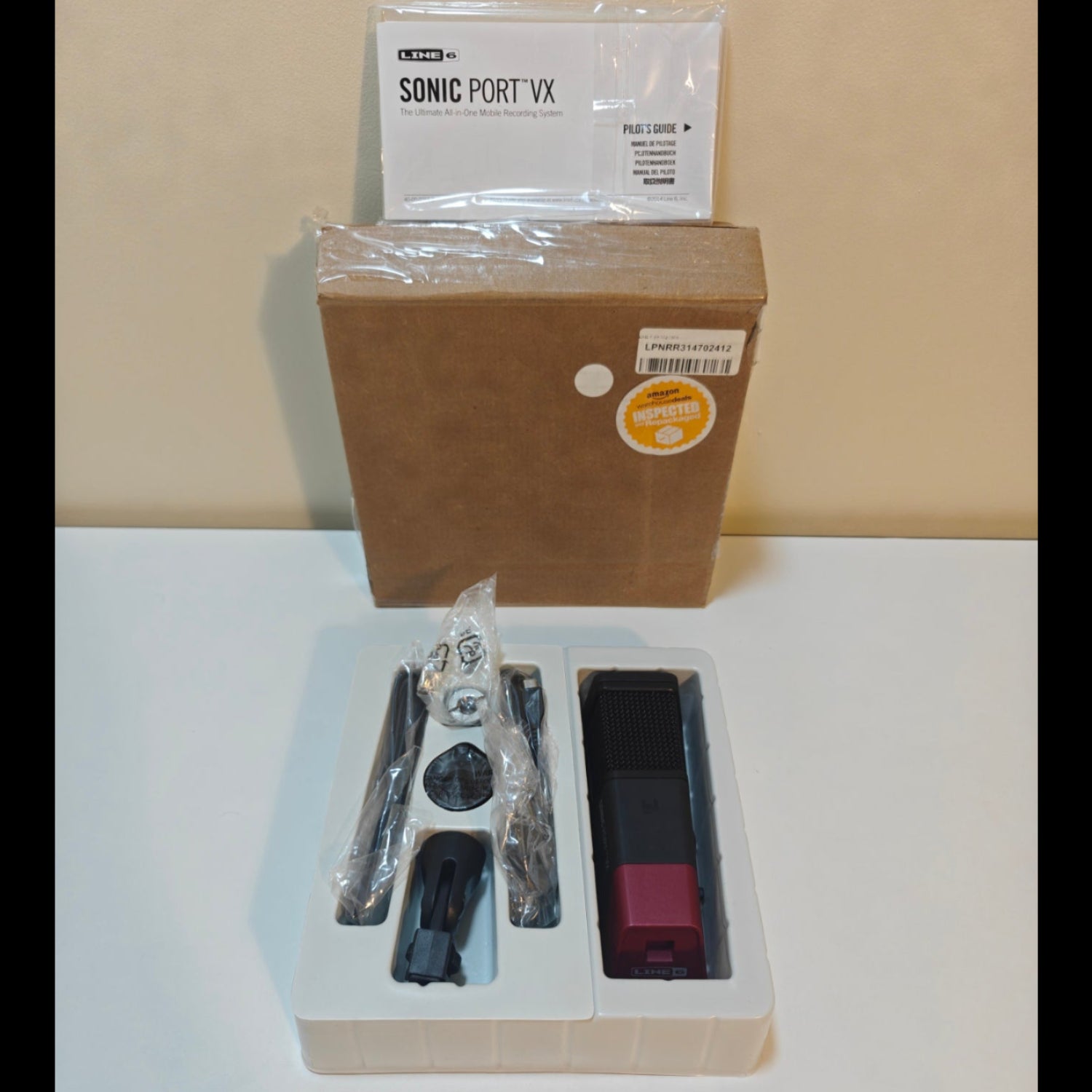 E3 - Line 6 99-072-0805 Sonic Port VX Audio I/O and Stereo Microphone