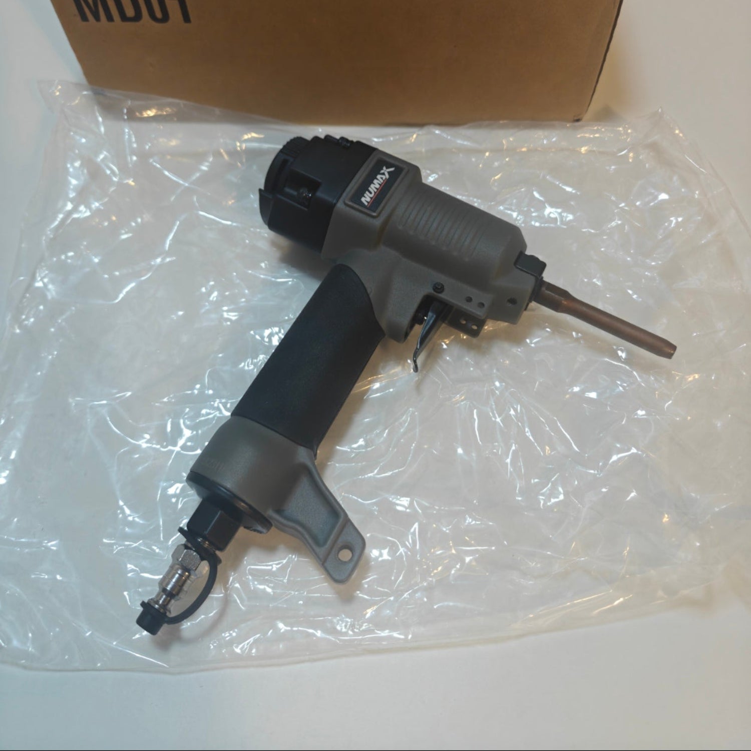 H5 - NuMax SPNNR Pneumatic Punch Nailer / Nail Remover