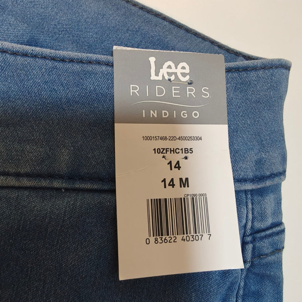 C37 - Riders by Lee Indigo Women's Ultra Soft Denim Capri