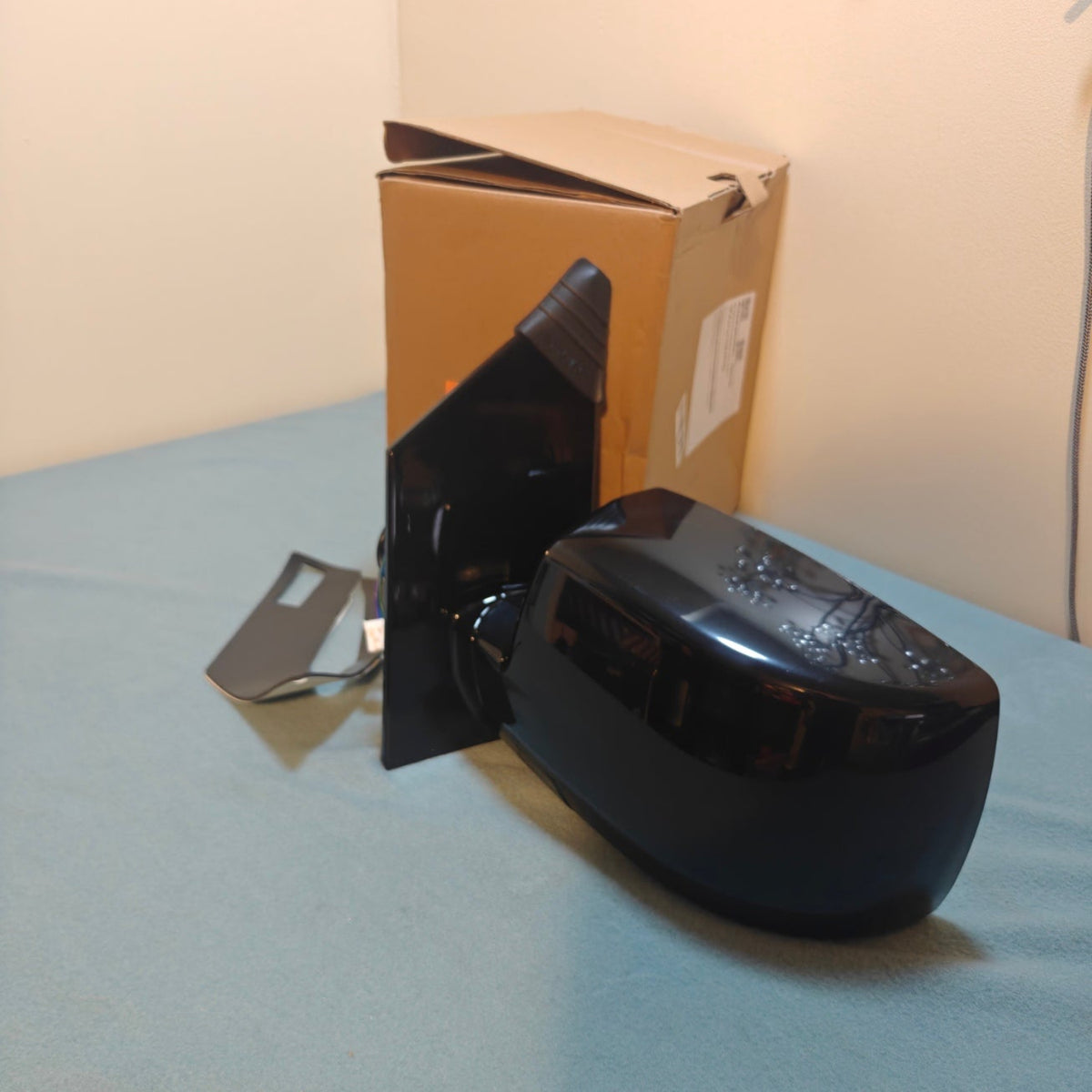 A83 - Dorman 955-1768 Driver Side Power Door Mirror for Nissan Quest 04-09