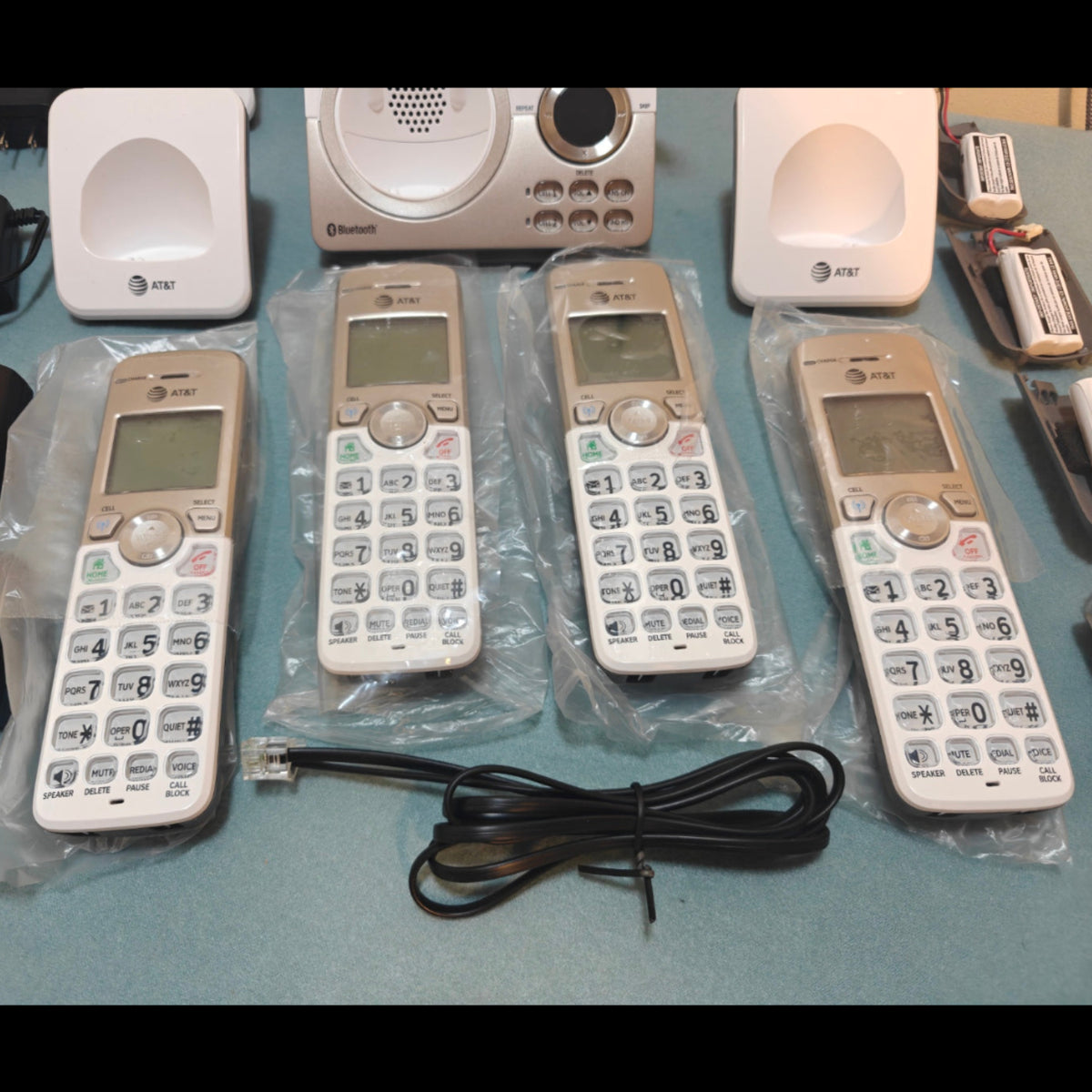 H33 - AT&T DL72419 DECT 6.0 4-Handset Cordless Phone for Home with Connect to Cell
