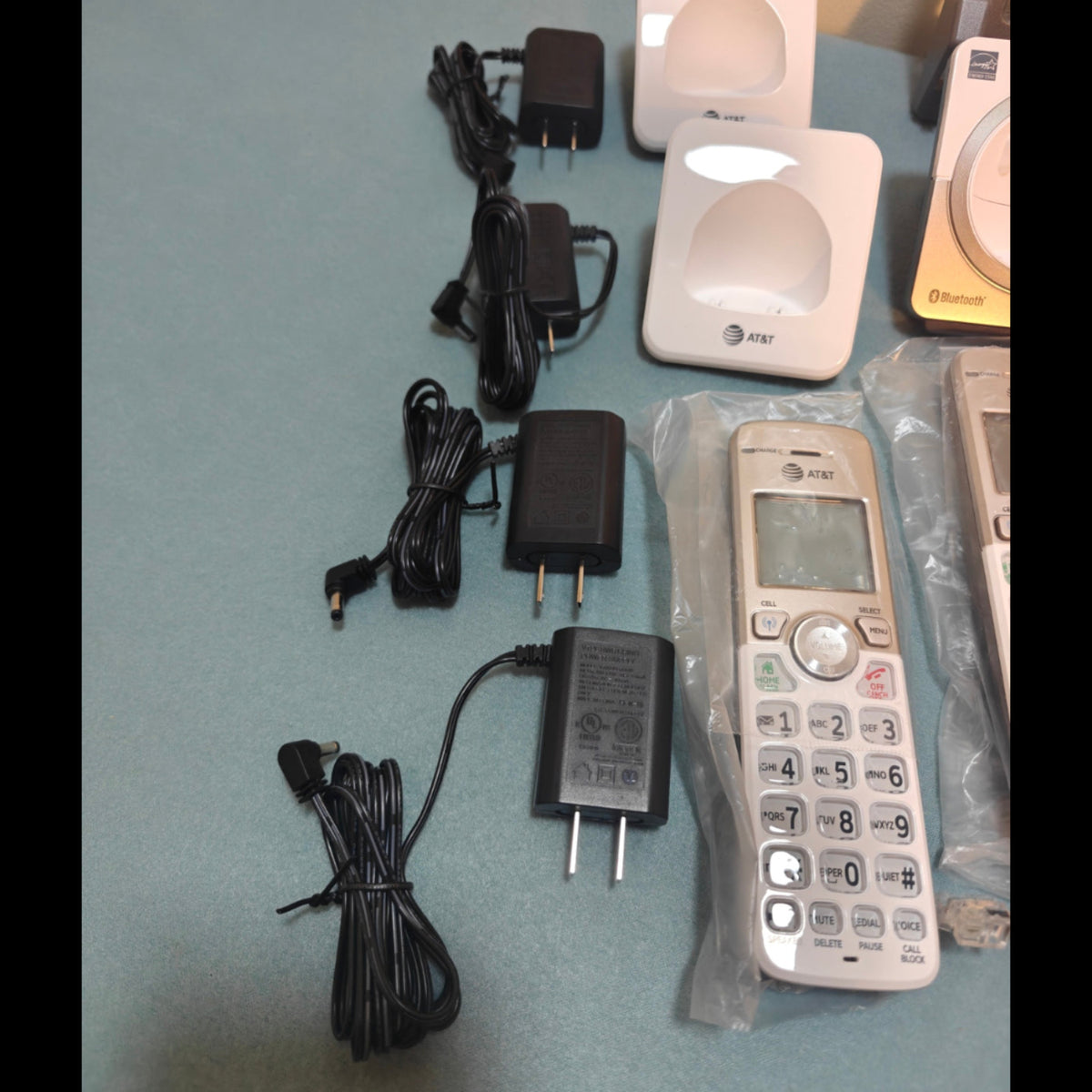 H33 - AT&T DL72419 DECT 6.0 4-Handset Cordless Phone for Home with Connect to Cell
